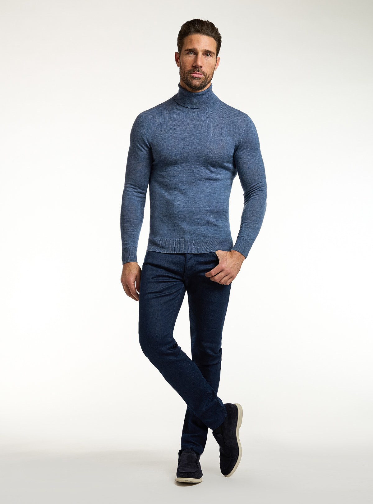 Consiglieri: blue roll-neck with navy jeans