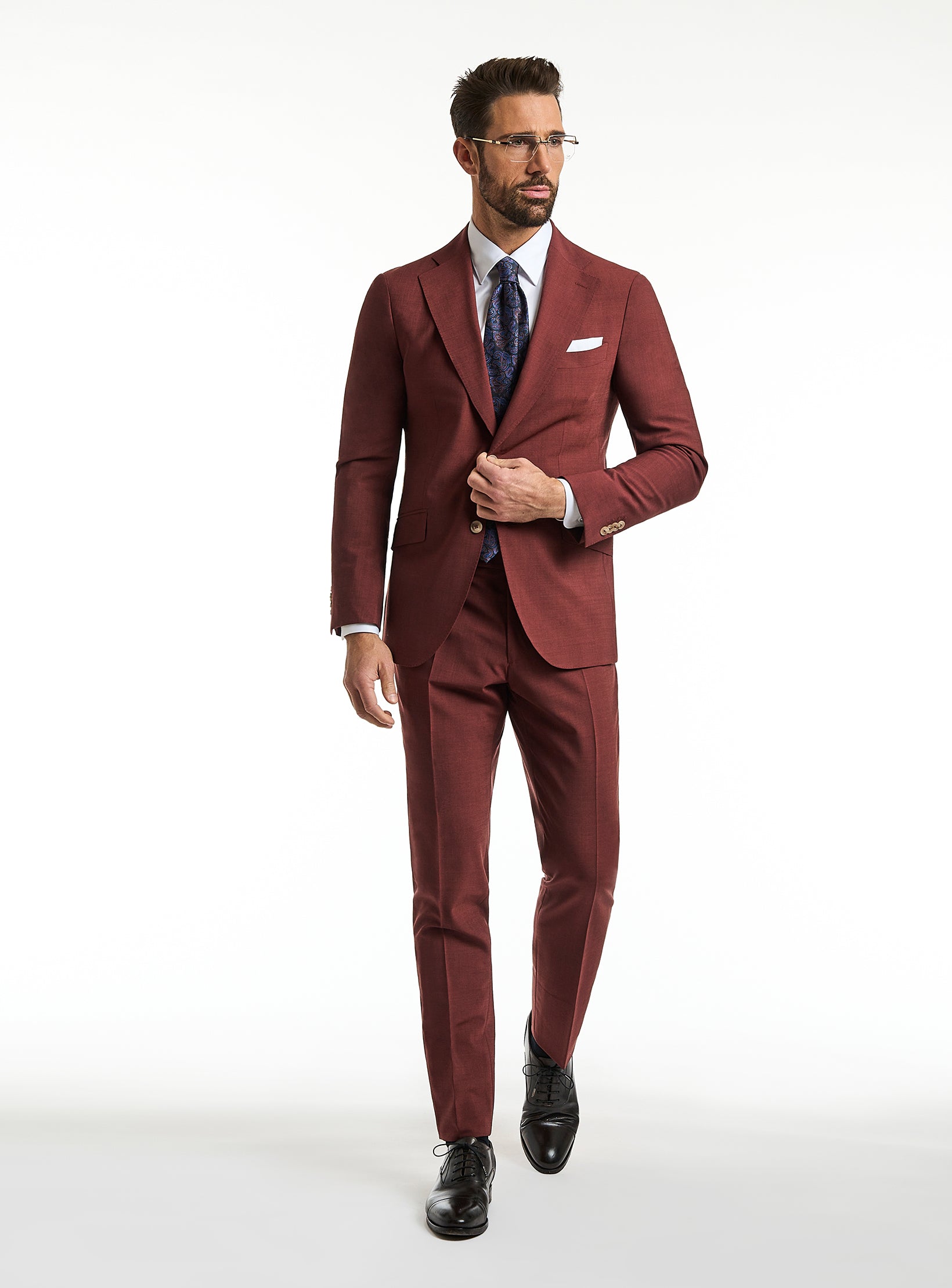 Costumul Burgundy Brilliance