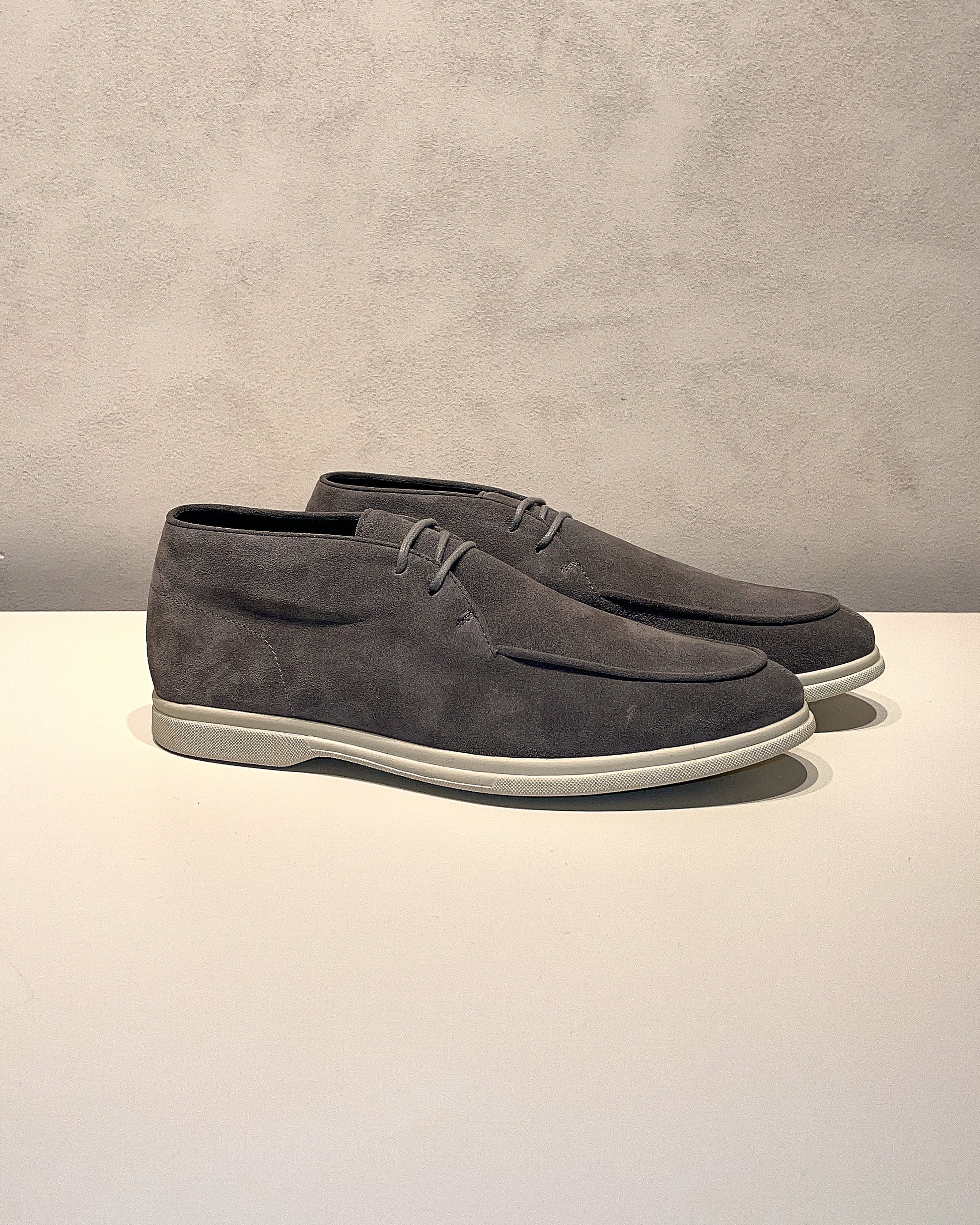 Stone Grey Elegance Mid Top City