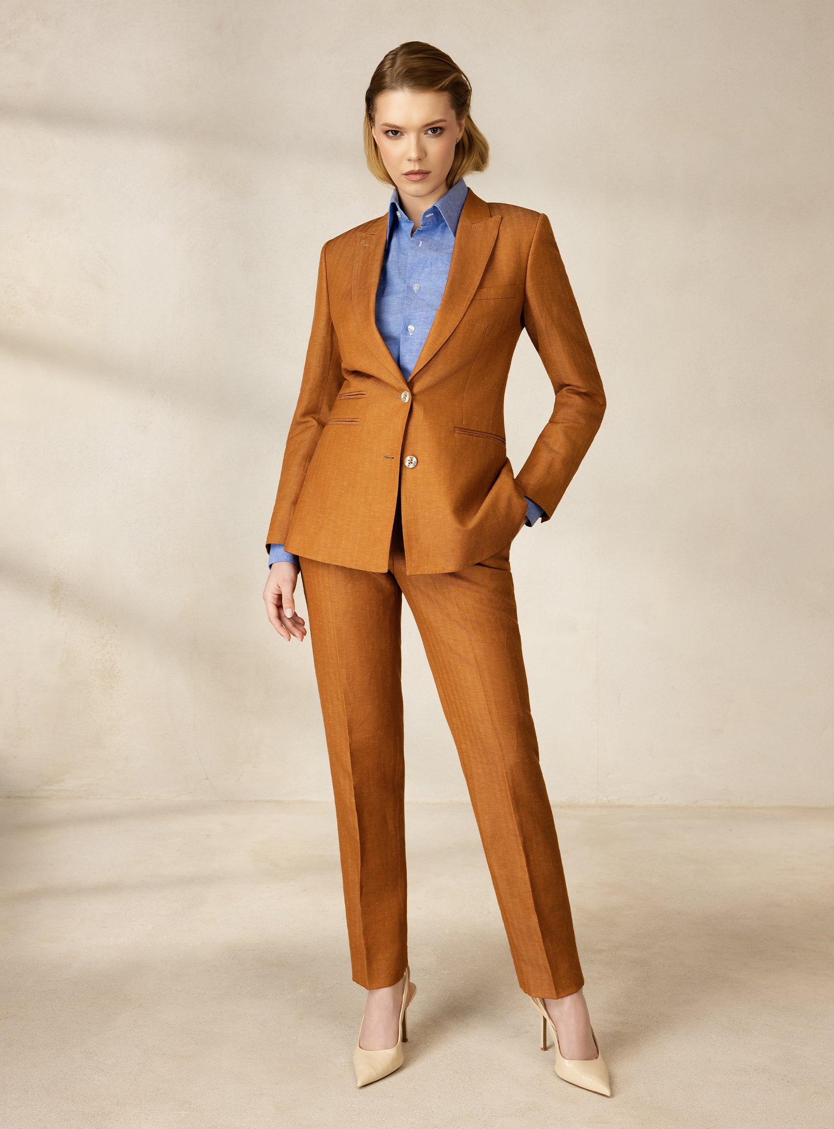 VILLEFRANCHE SUIT
