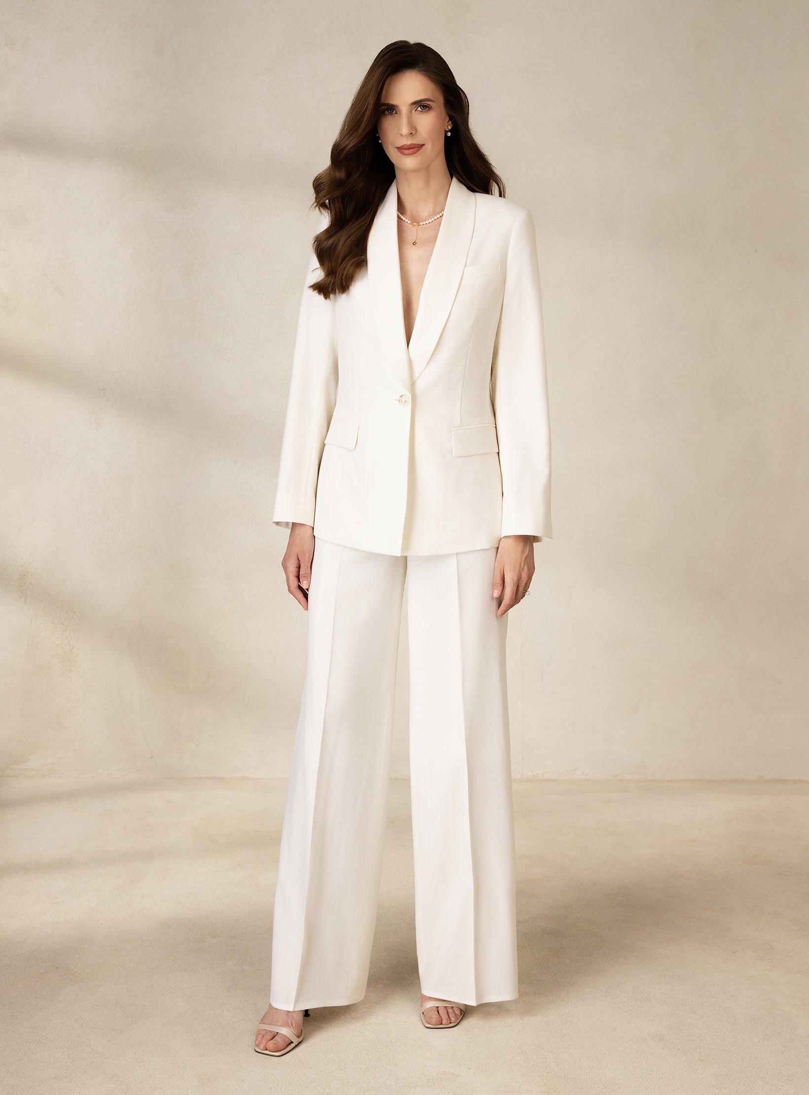 LA CROISETTE IVORY SUIT