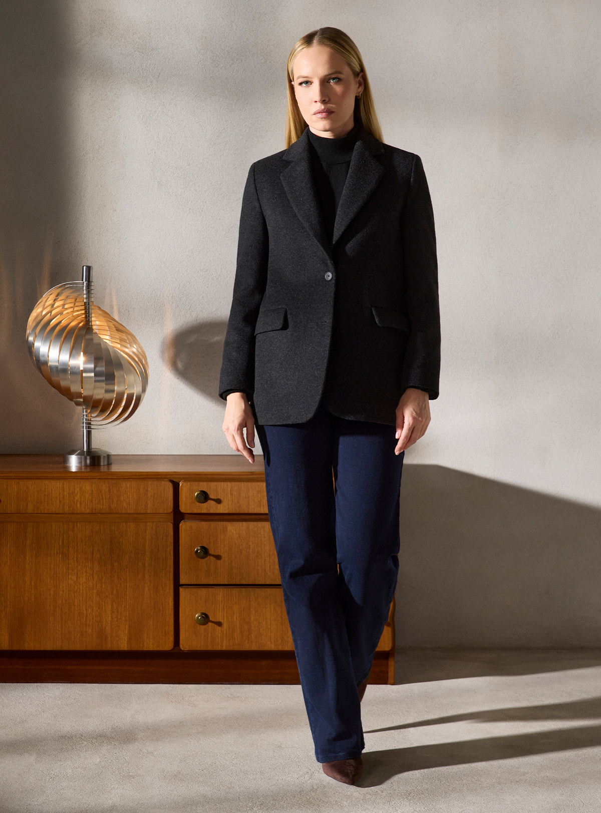 THE HELEN BLAZER