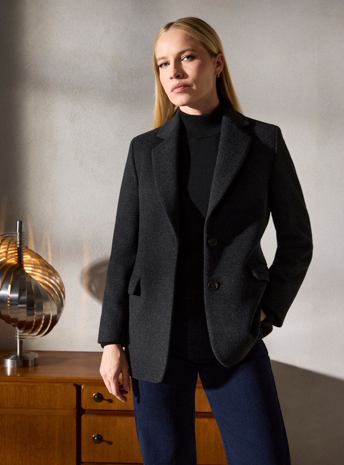 THE HELEN BLAZER