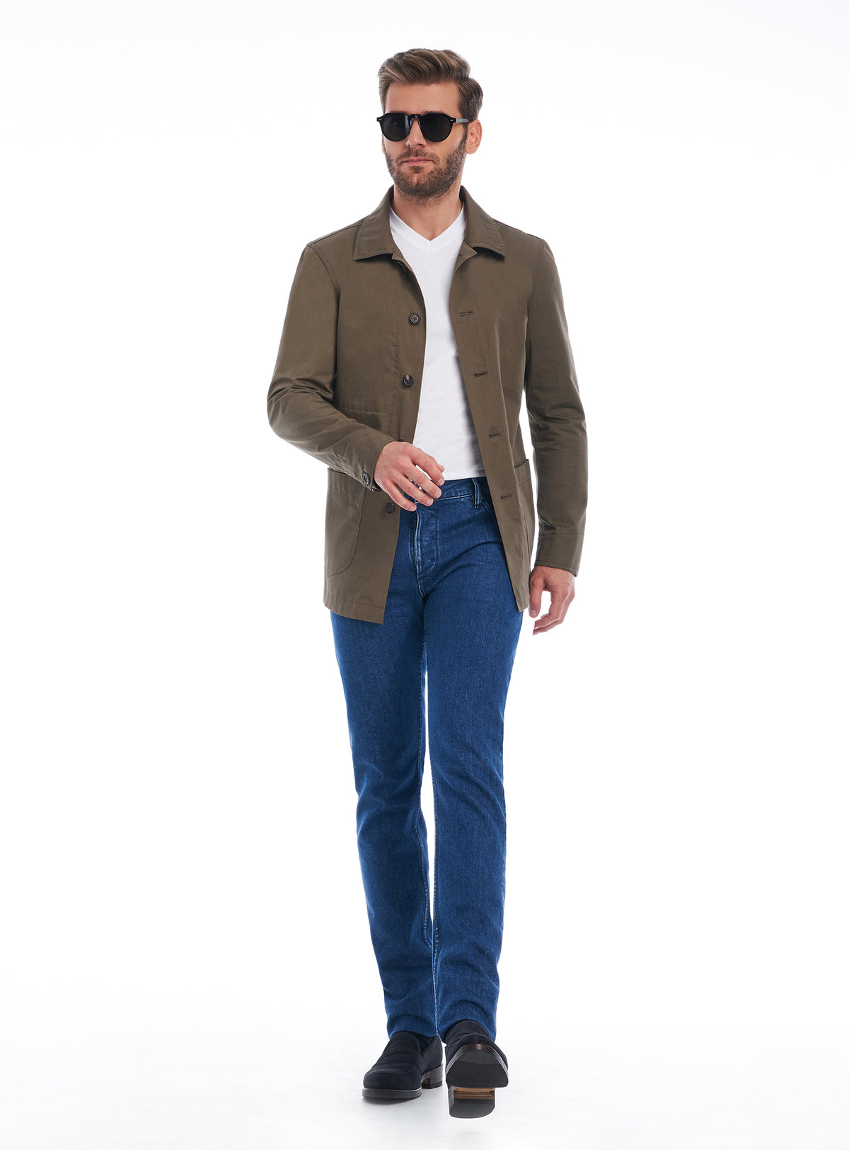 Khaki Consiglieri overshirt with a white T-shirt and blue jeans