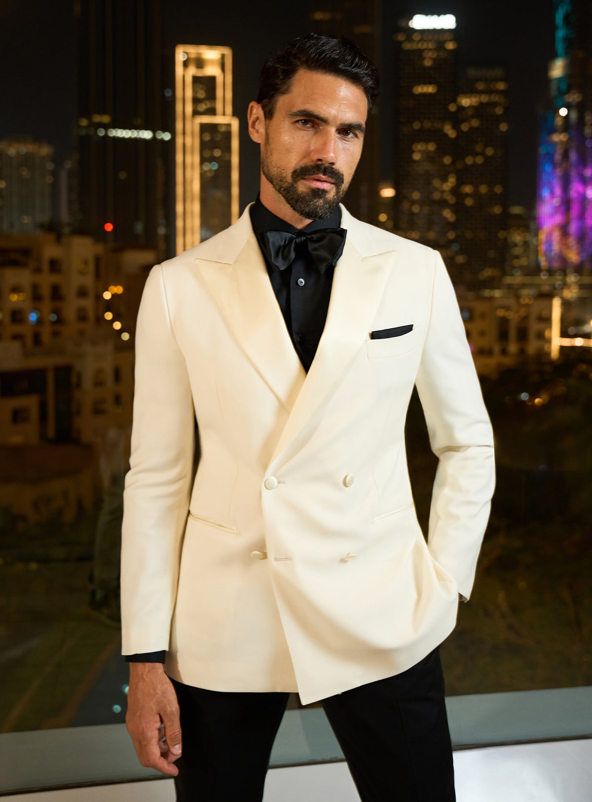Ivory Consiglieri dinner jacket with a double-breasted front and black shirt