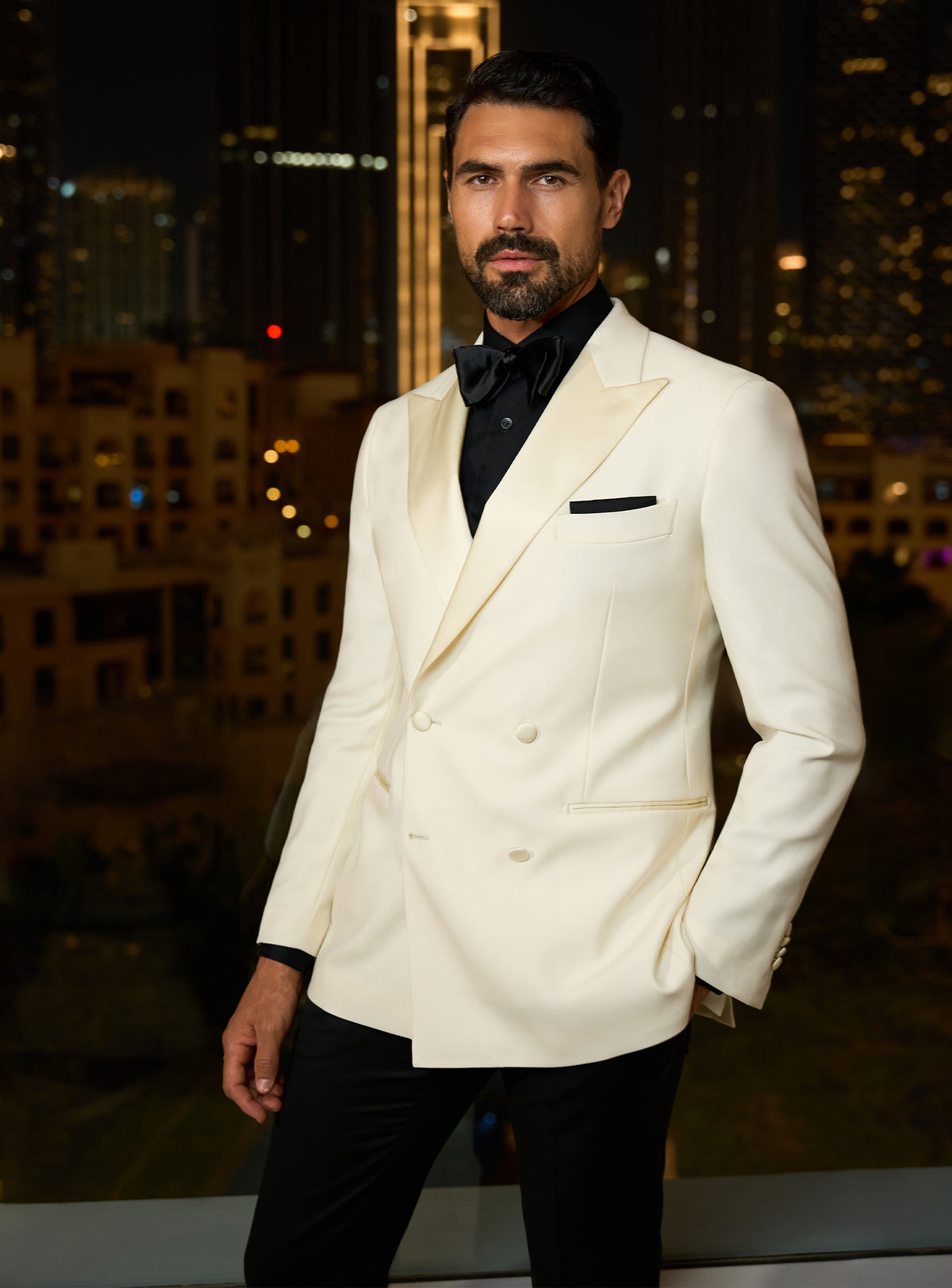 Ivory Consiglieri dinner jacket with a double-breasted front and black shirt