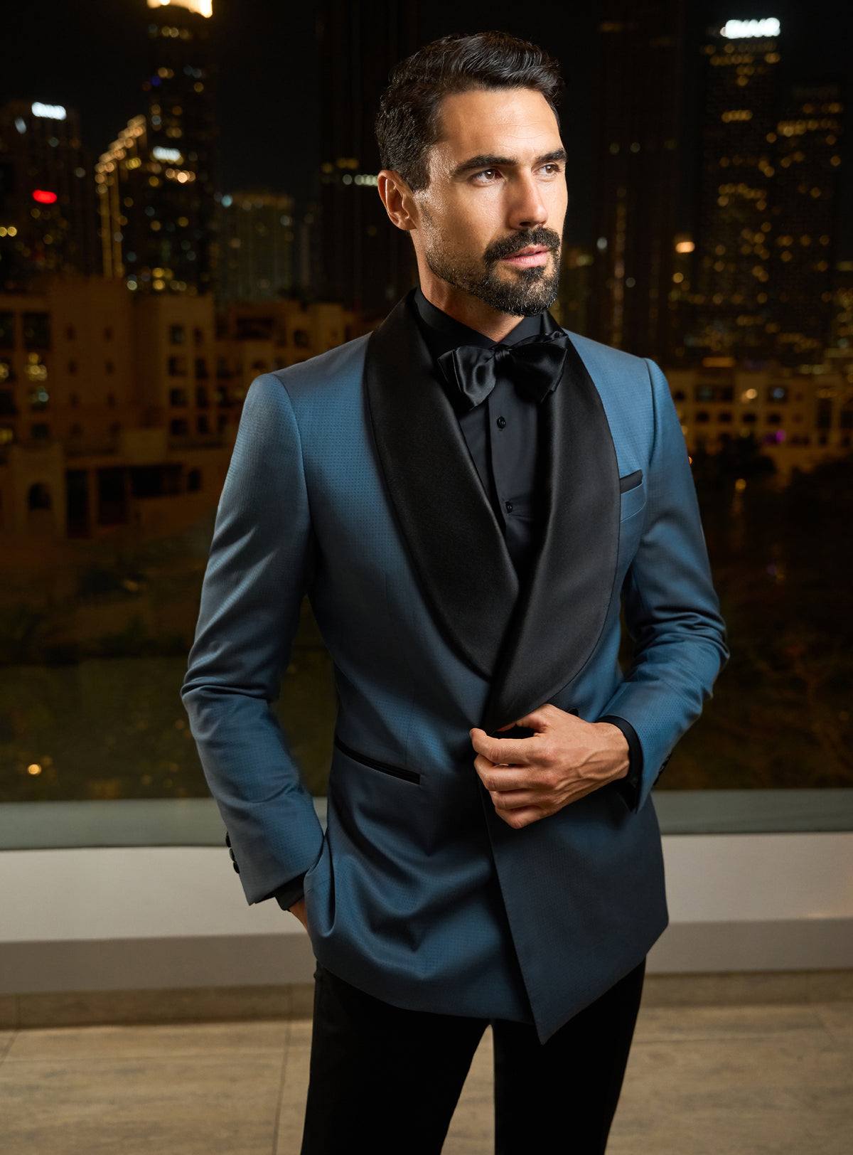 Petrol blue Consiglieri dinner jacket with black lapels and a black shirt