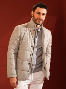 Grey-beige quilted Consiglieri jacket with a raised collar and dark buttons