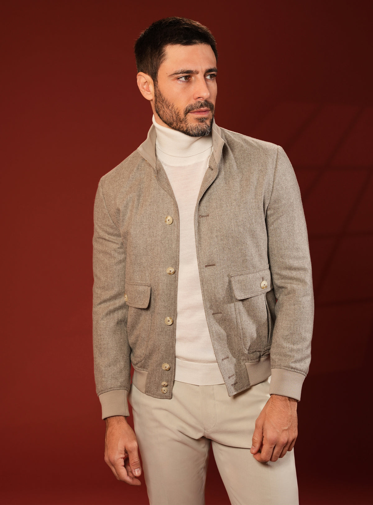 Grey-beige Consiglieri jacket with a raised collar and flap pockets
