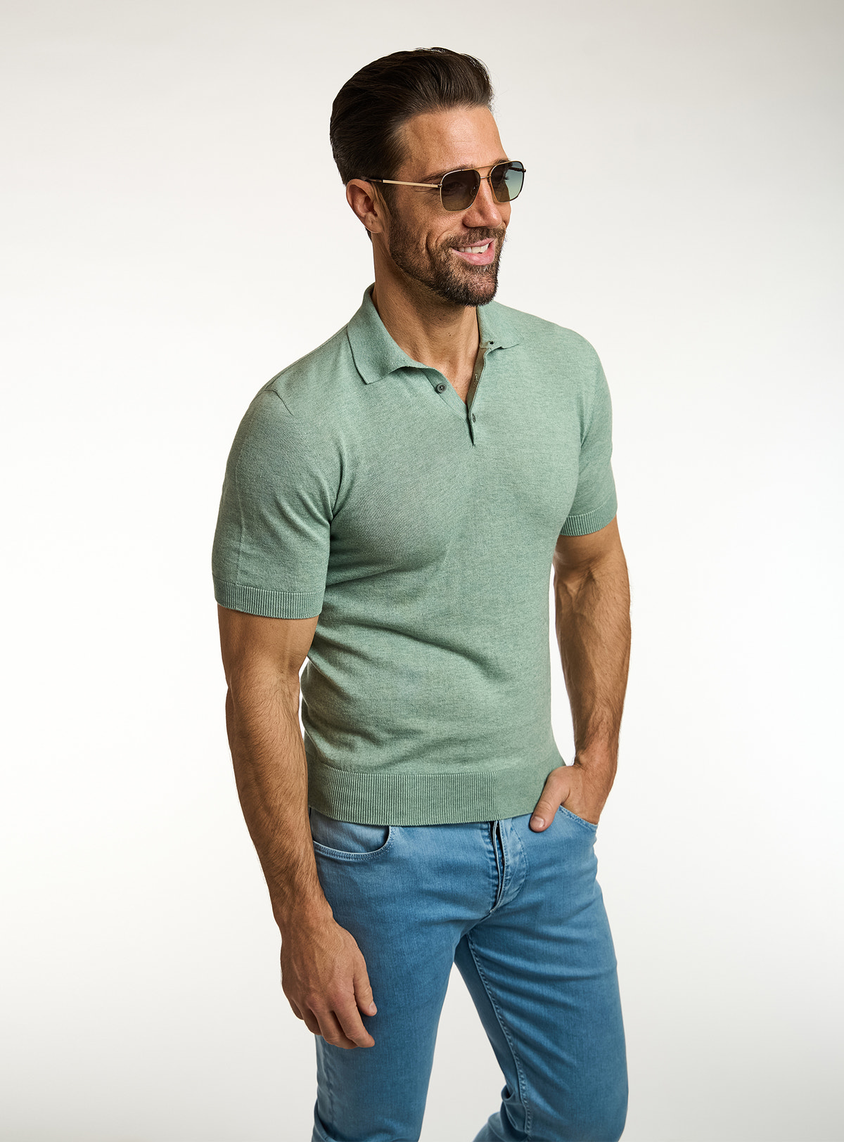 Consiglieri: sage green short-sleeved polo with blue jeans
