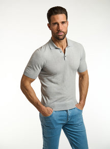 Consiglieri: light grey short-sleeved polo with blue jeans
