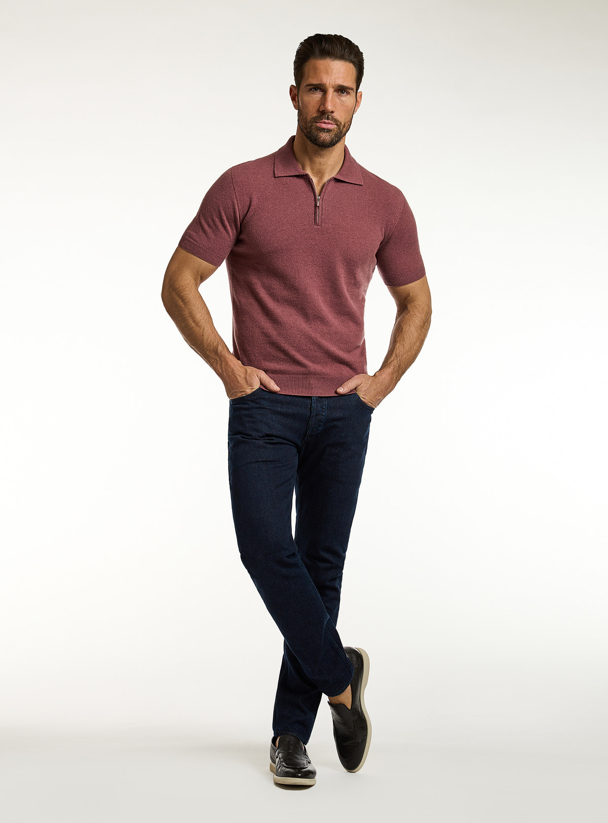 Consiglieri: navy jeans with a burgundy half-zip polo