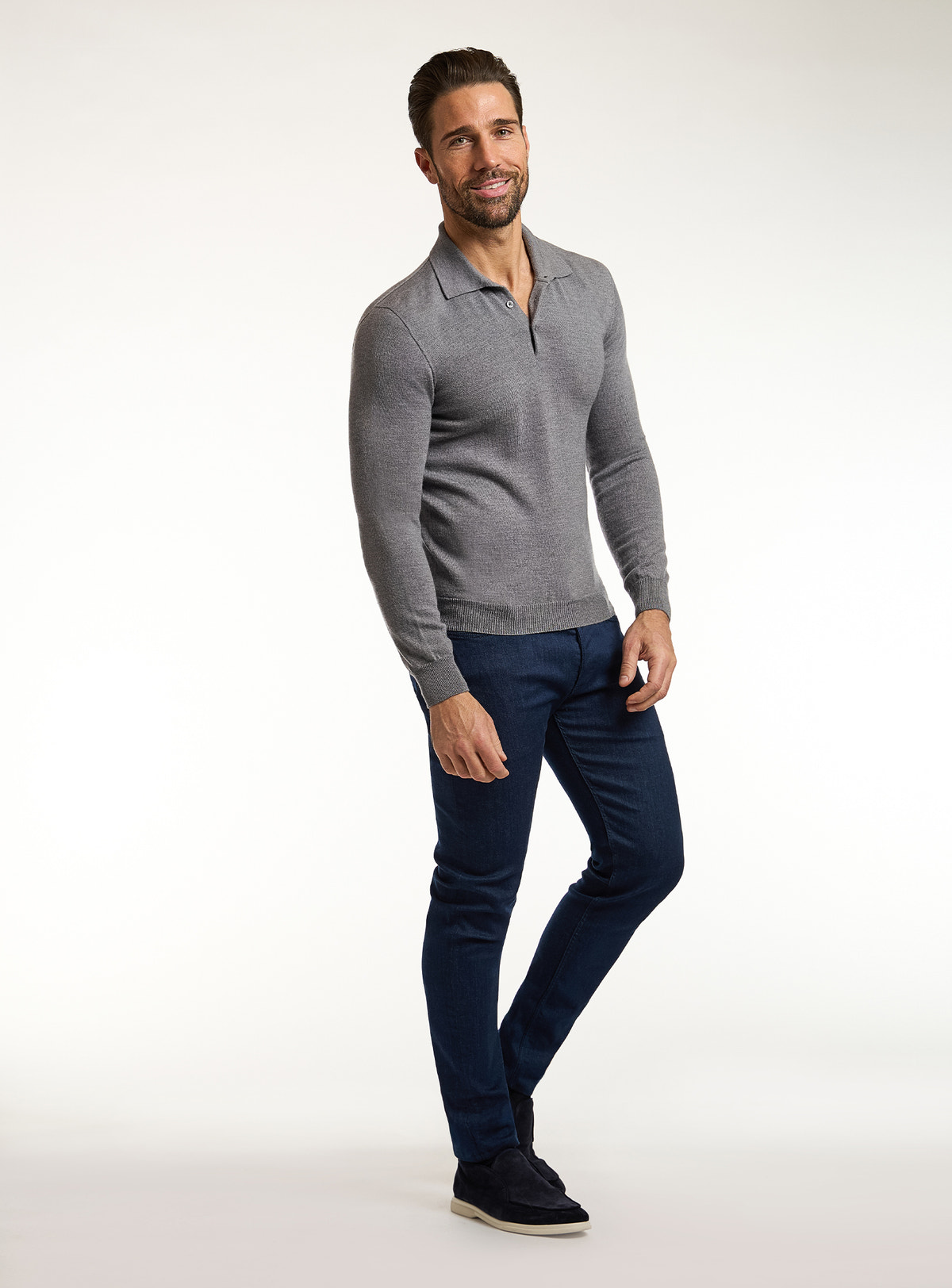 Consiglieri: grey polo-collar sweater with navy jeans