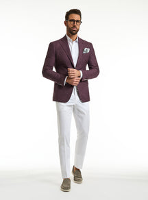 Consiglieri Genova Sophisticato: plum jacket with a white shirt and white trousers
