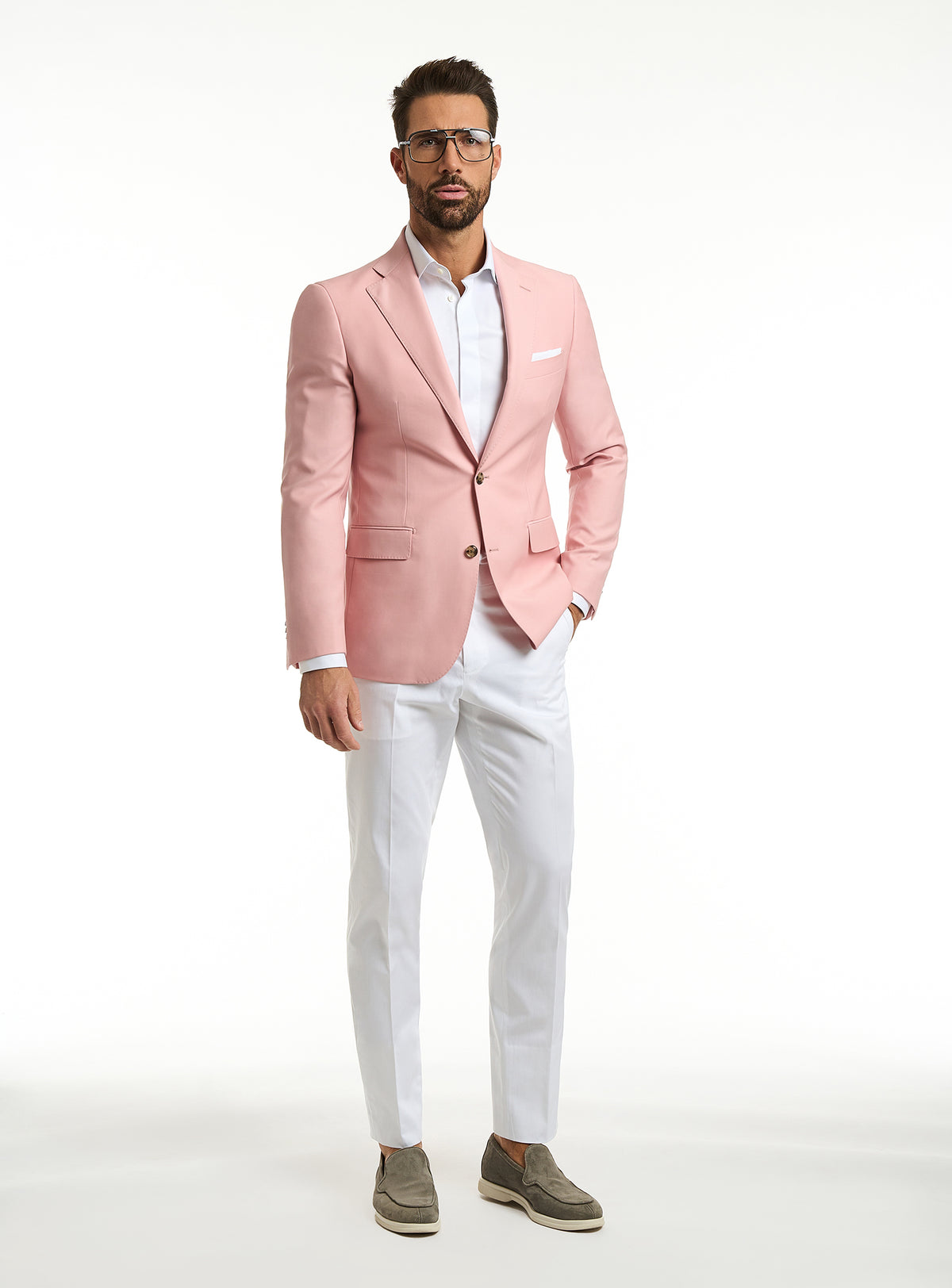 Consiglieri Florence Sartoriale: pink jacket with a white pocket square and white trousers