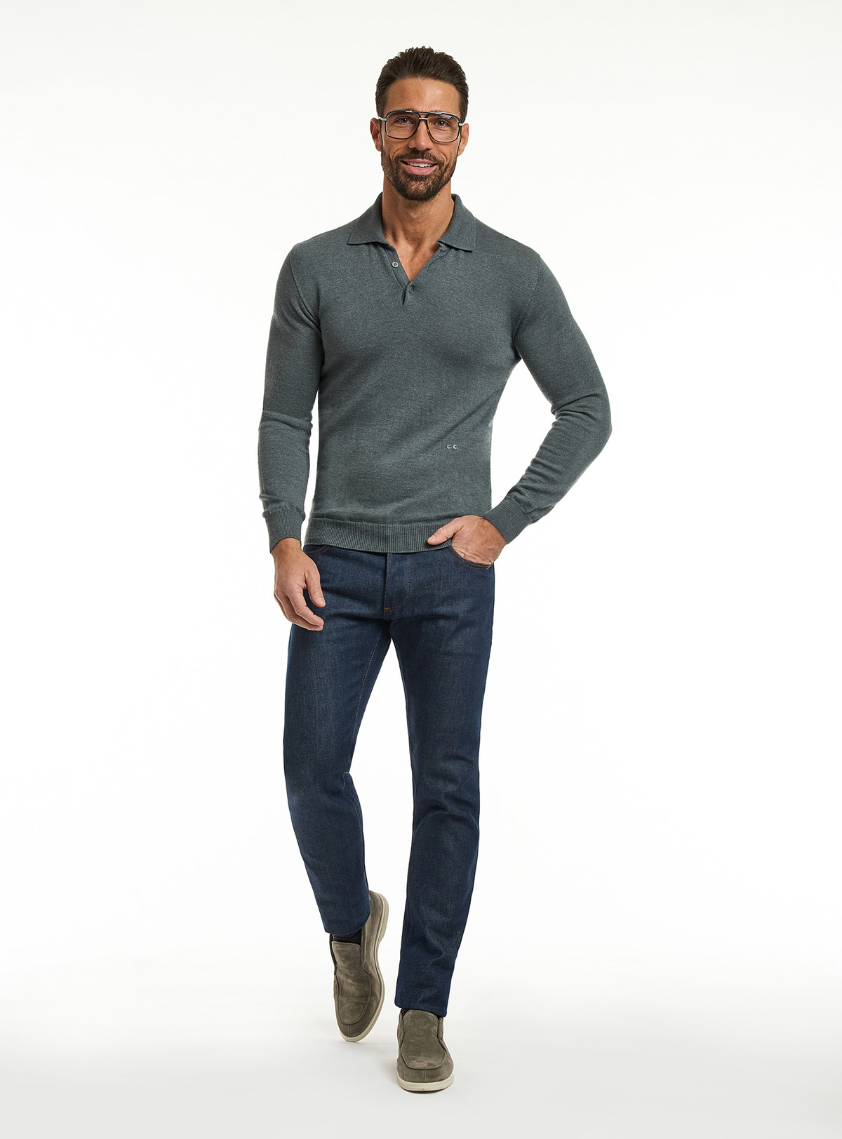Consiglieri: green-grey polo-collar sweater with blue jeans