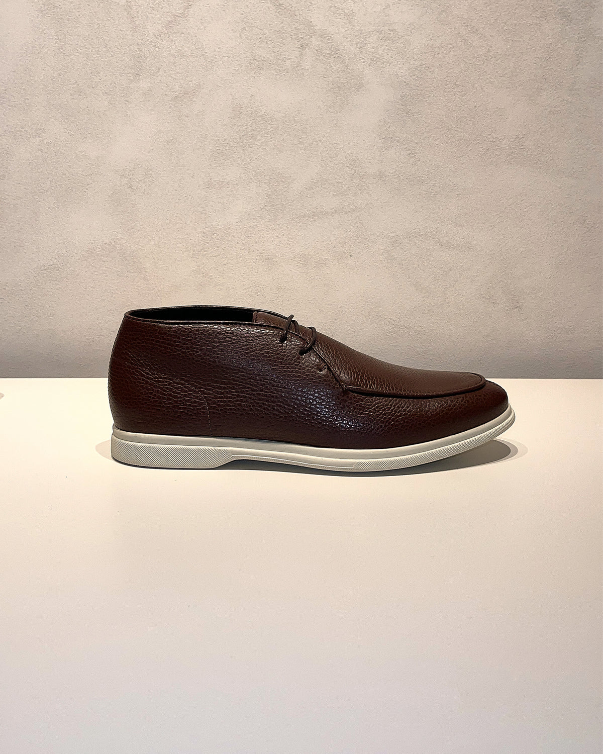 Consiglieri: chocolate brown lace-up shoes with a contrasting sole