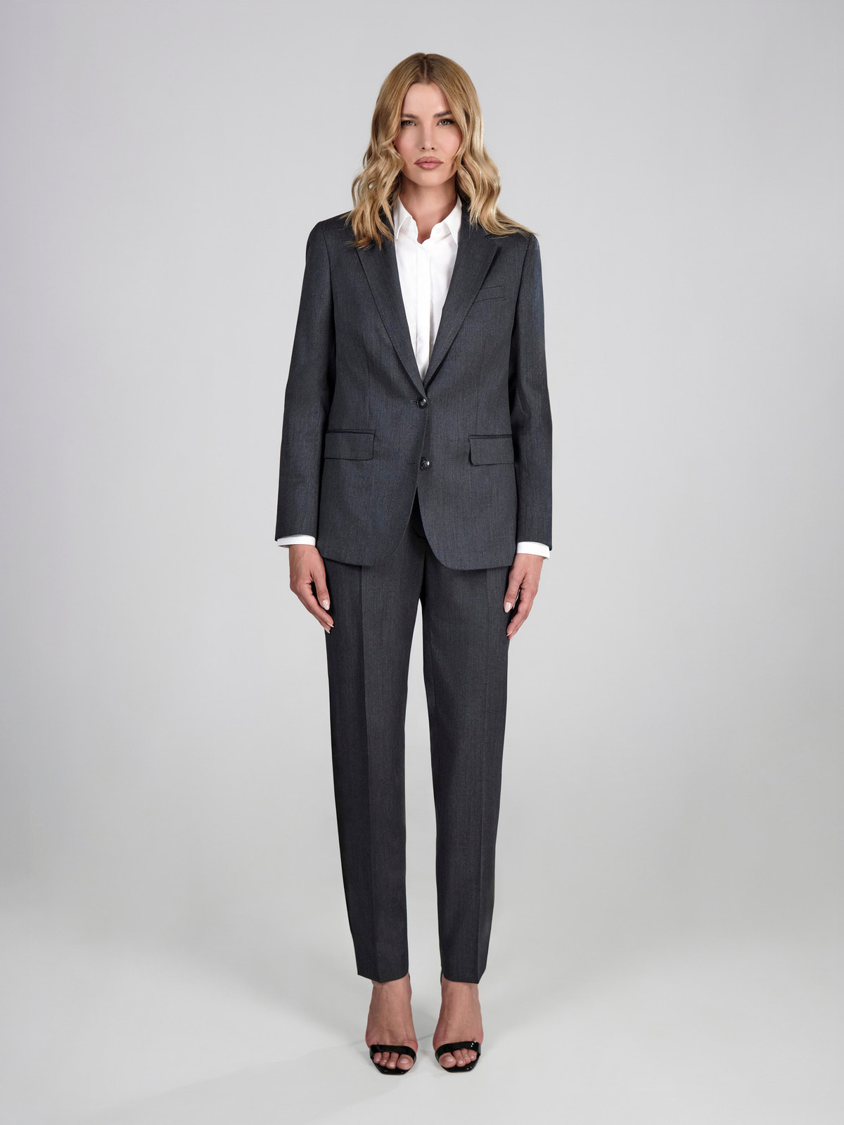 Charcoal Consiglieri DONNA women's suit with a fitted blazer, tapered trousers and white shirt