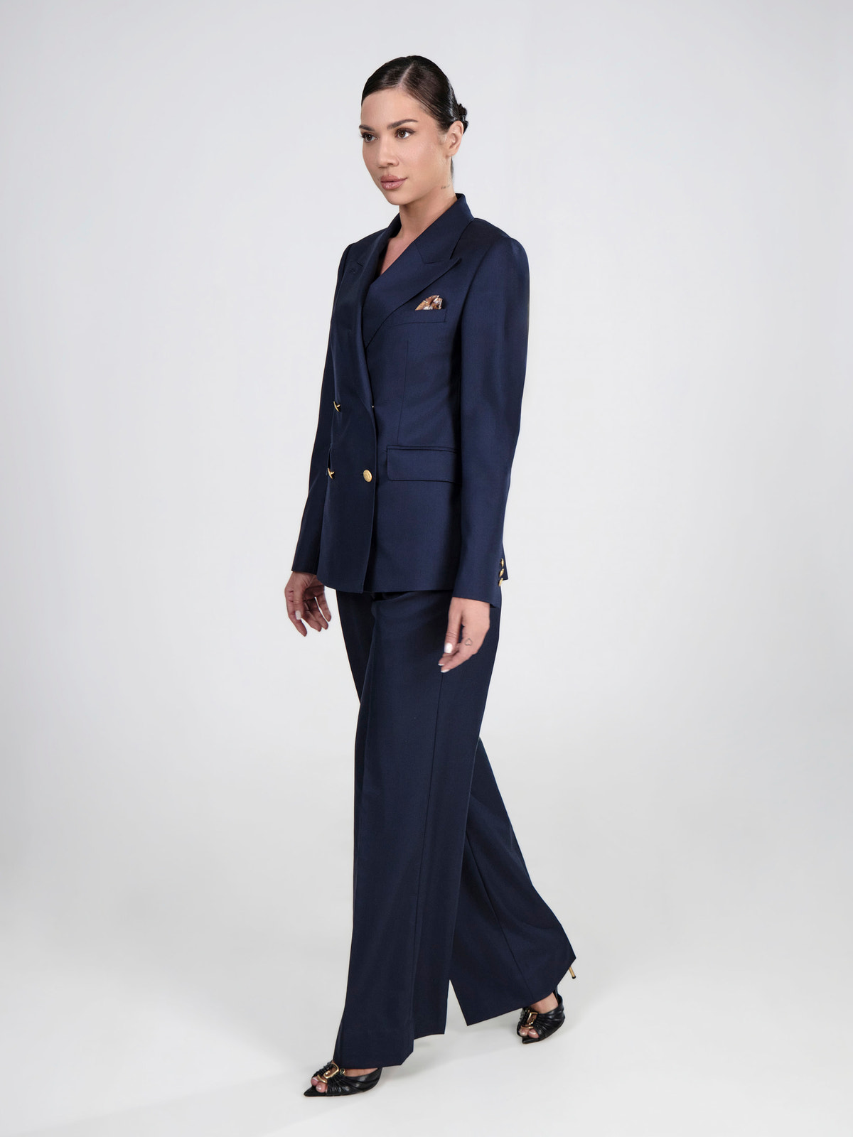 Navy Consiglieri DONNA women's suit with gold-tone buttons and wide-leg trousers