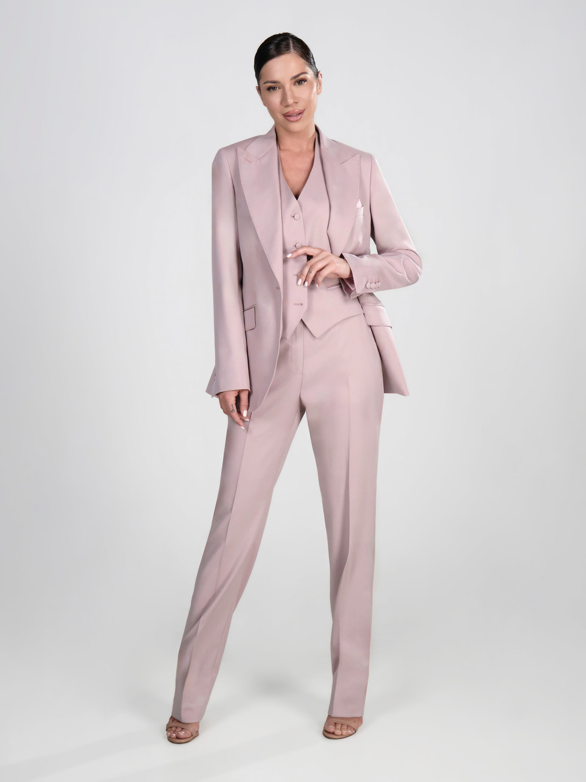 Blush pink Consiglieri DONNA women's suit with a matching blazer, waistcoat and trousers