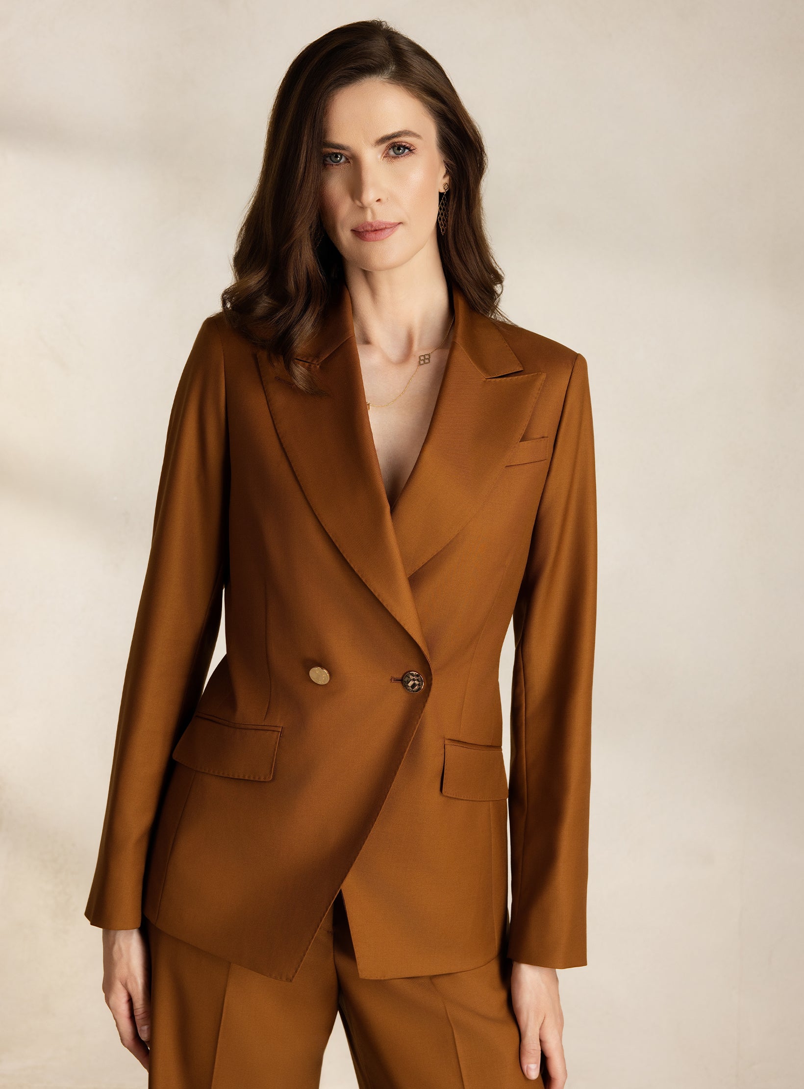 CLUTCH SUIT