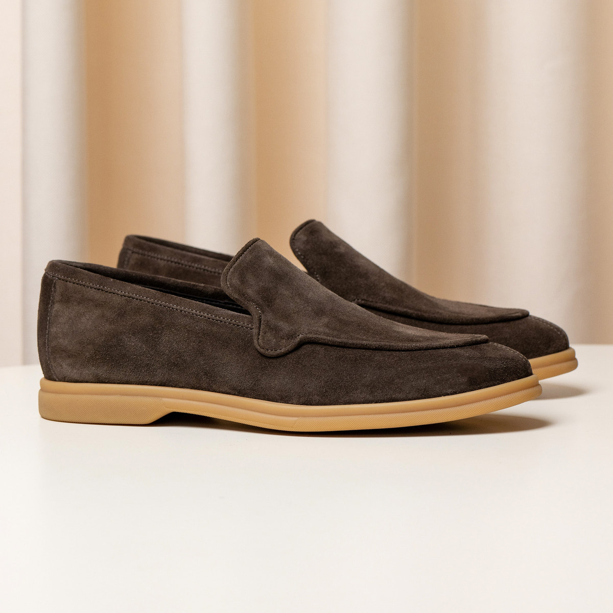 Consiglieri: chocolate brown loafers with a velvety texture and caramel sole
