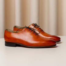 Consiglieri: cognac Oxford shoes with a polished finish