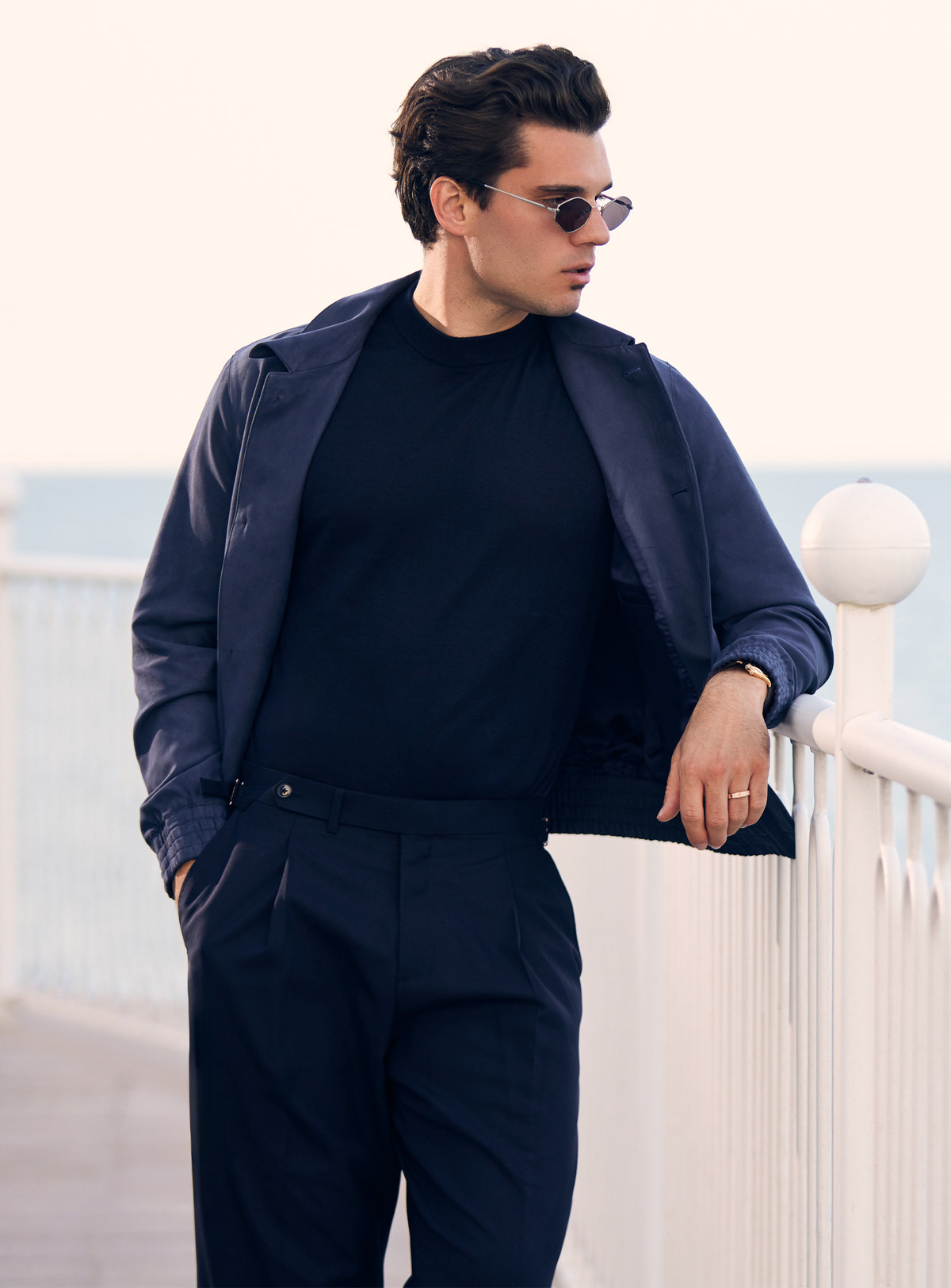 Navy Consiglieri jacket with a shirt collar, styled with a dark T-shirt and trousers