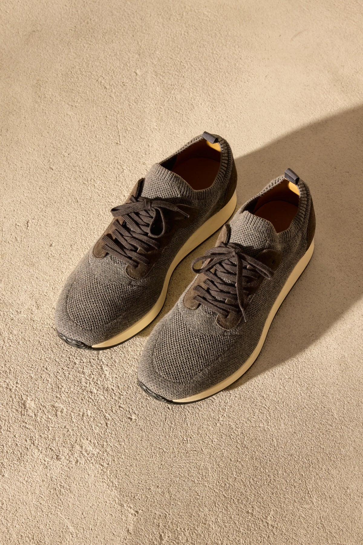 The Graphite Knit Runner