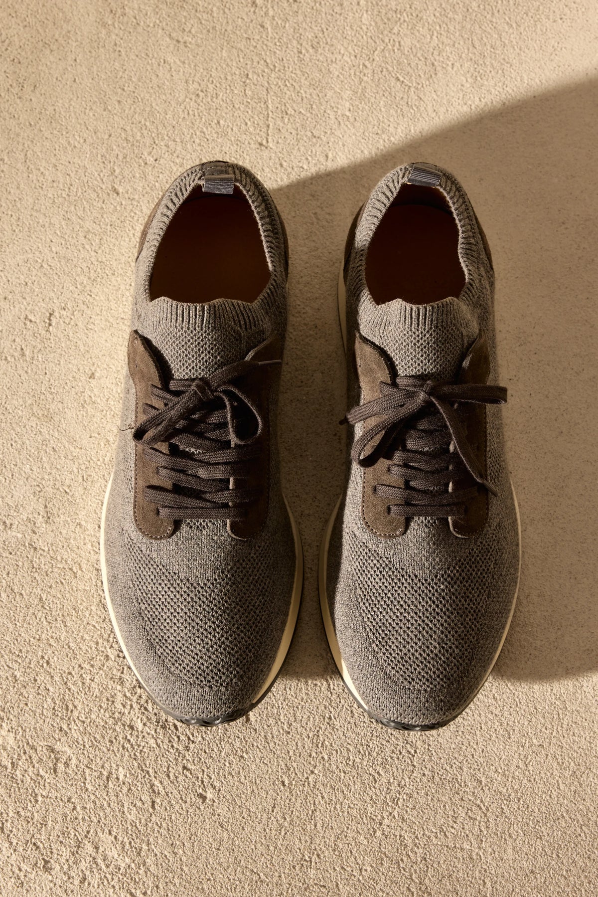 The Graphite Knit Runner