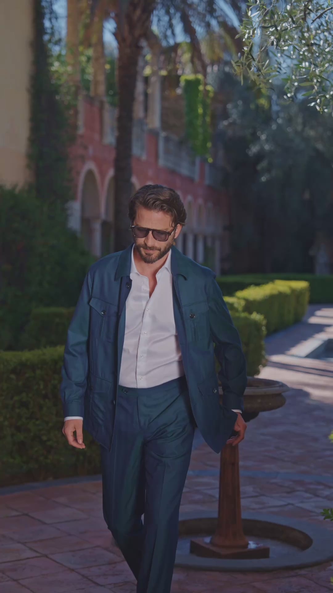 Petrol blue Consiglieri Villeneuve suit with a pale pink shirt