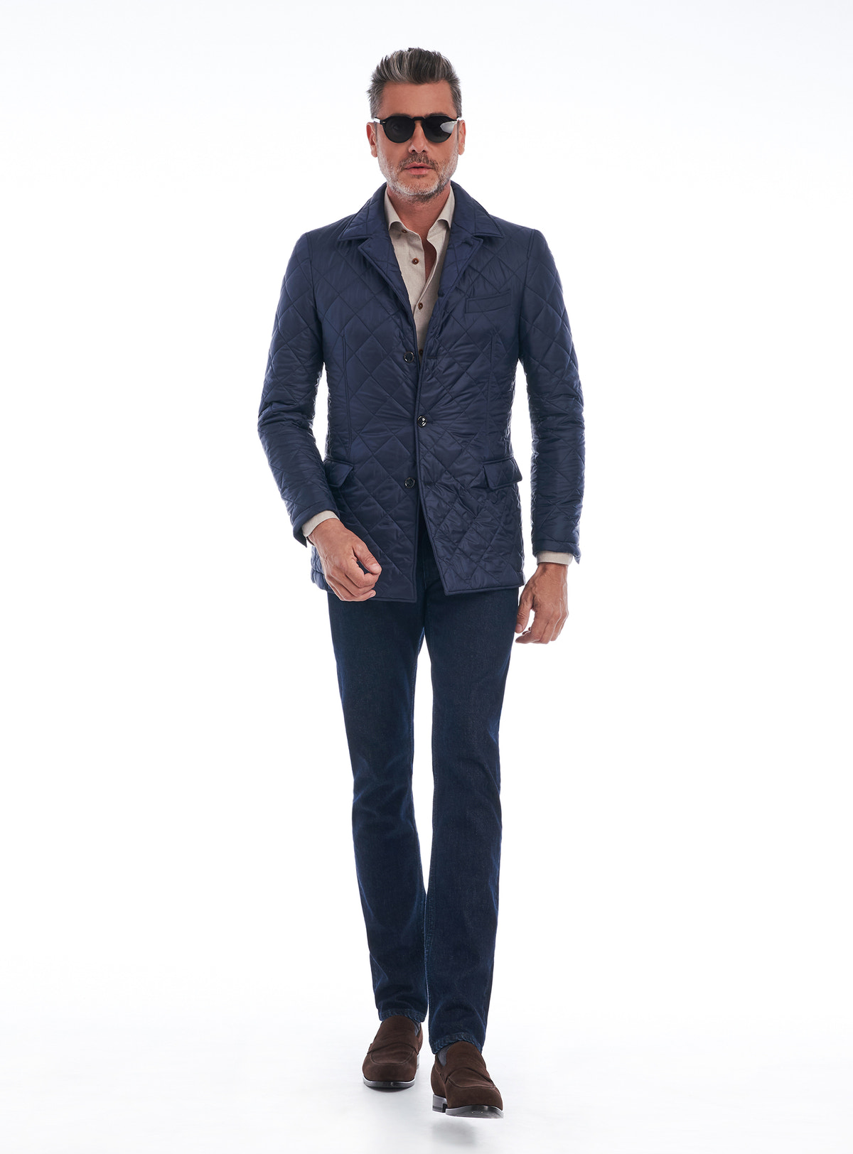 Consiglieri Lyon: navy diamond-quilted jacket with a raised collar