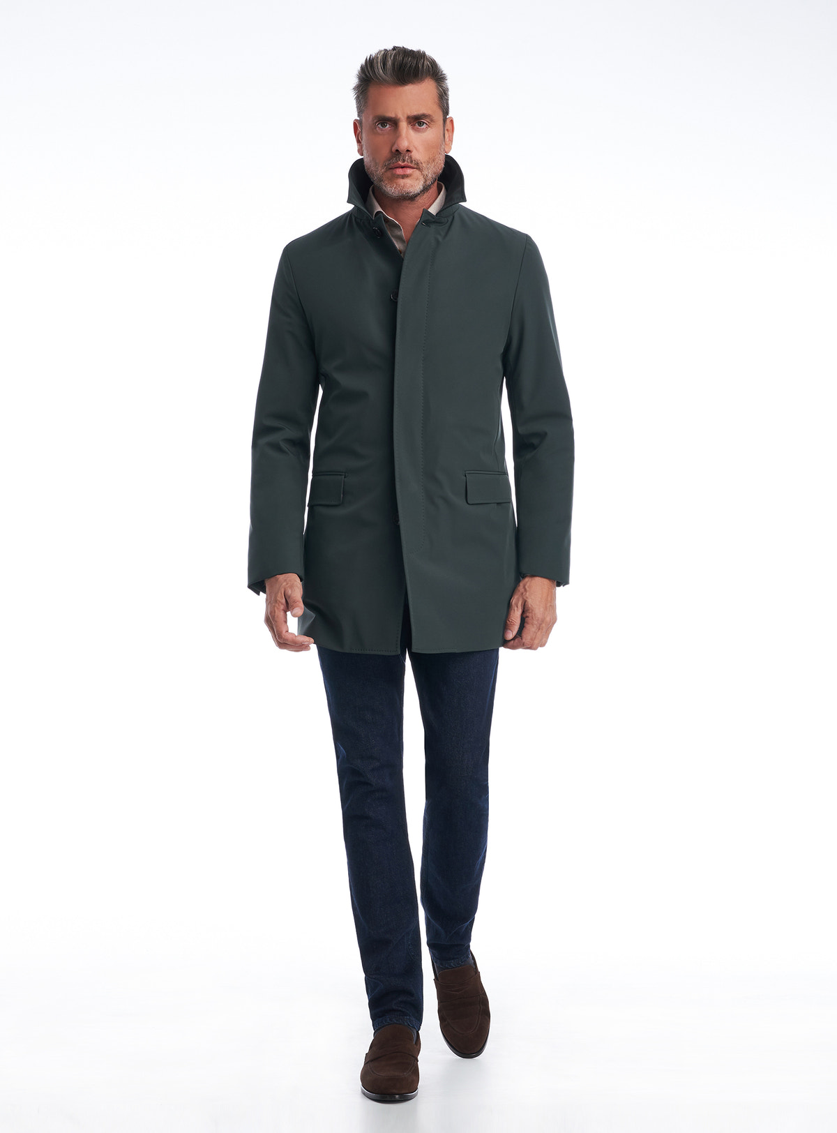 Consiglieri Edinburgh: dark green jacket with a raised collar and straight silhouette