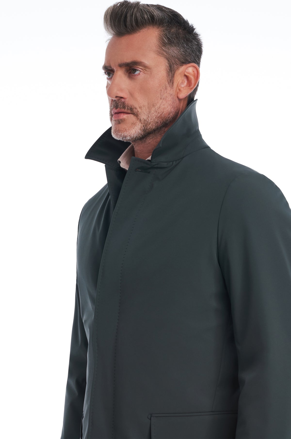 Consiglieri Edinburgh: dark green jacket with a raised collar and straight silhouette