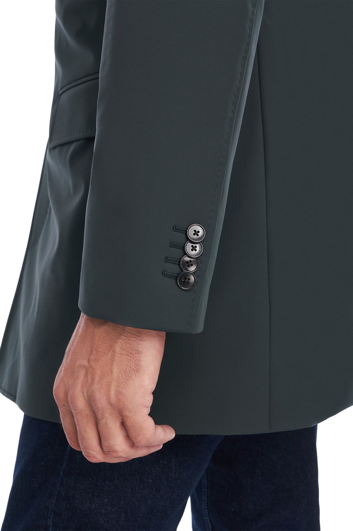 Consiglieri Edinburgh: buttoned cuff of the dark green jacket