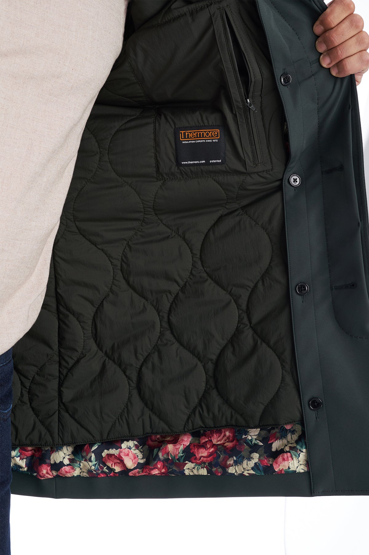 Consiglieri Edinburgh: green quilted lining with a floral trim