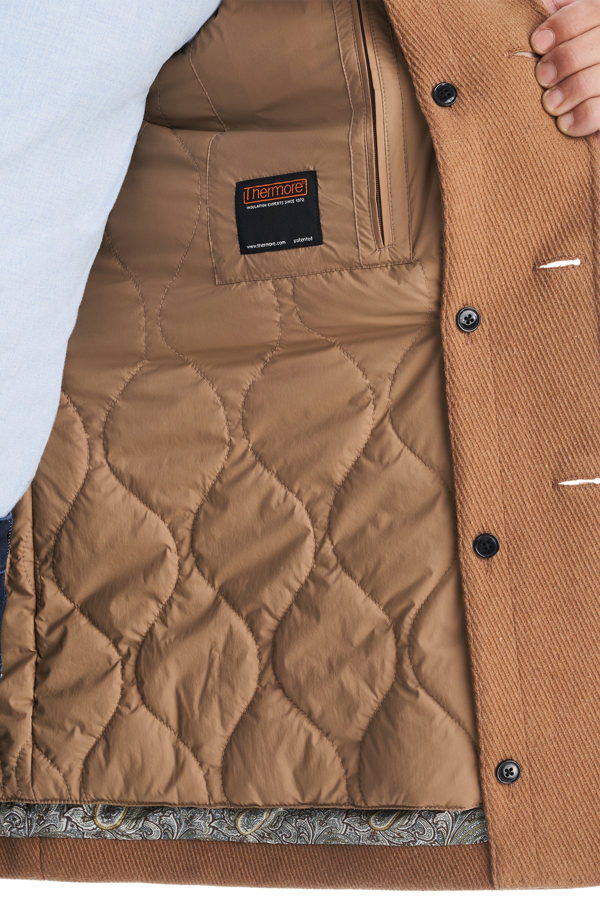 Consiglieri Verona: camel quilted lining and the overcoat's inside pocket