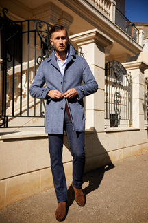 Consiglieri Milano: blue-grey overcoat over a burgundy jacket
