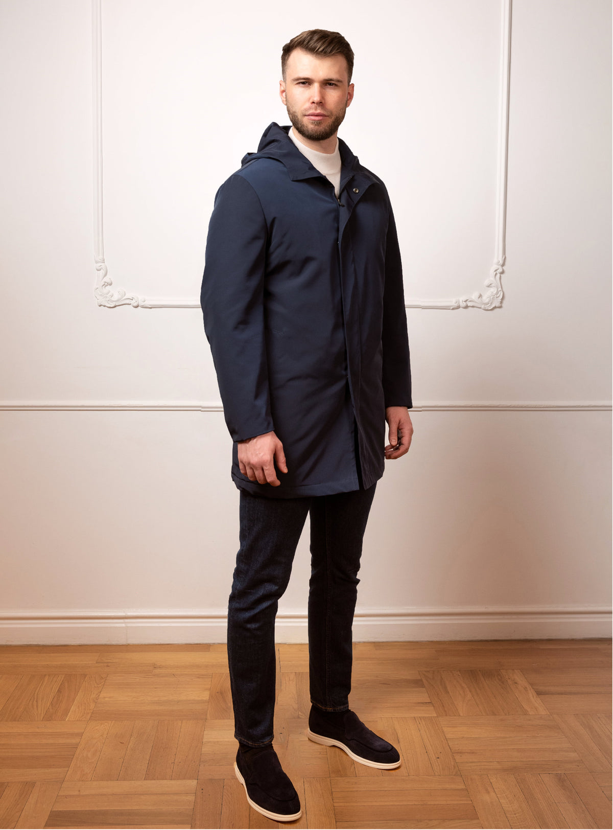 Consiglieri Genoa: navy hooded jacket with discreet pockets