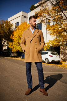 Consiglieri Astoria: double-breasted camel overcoat