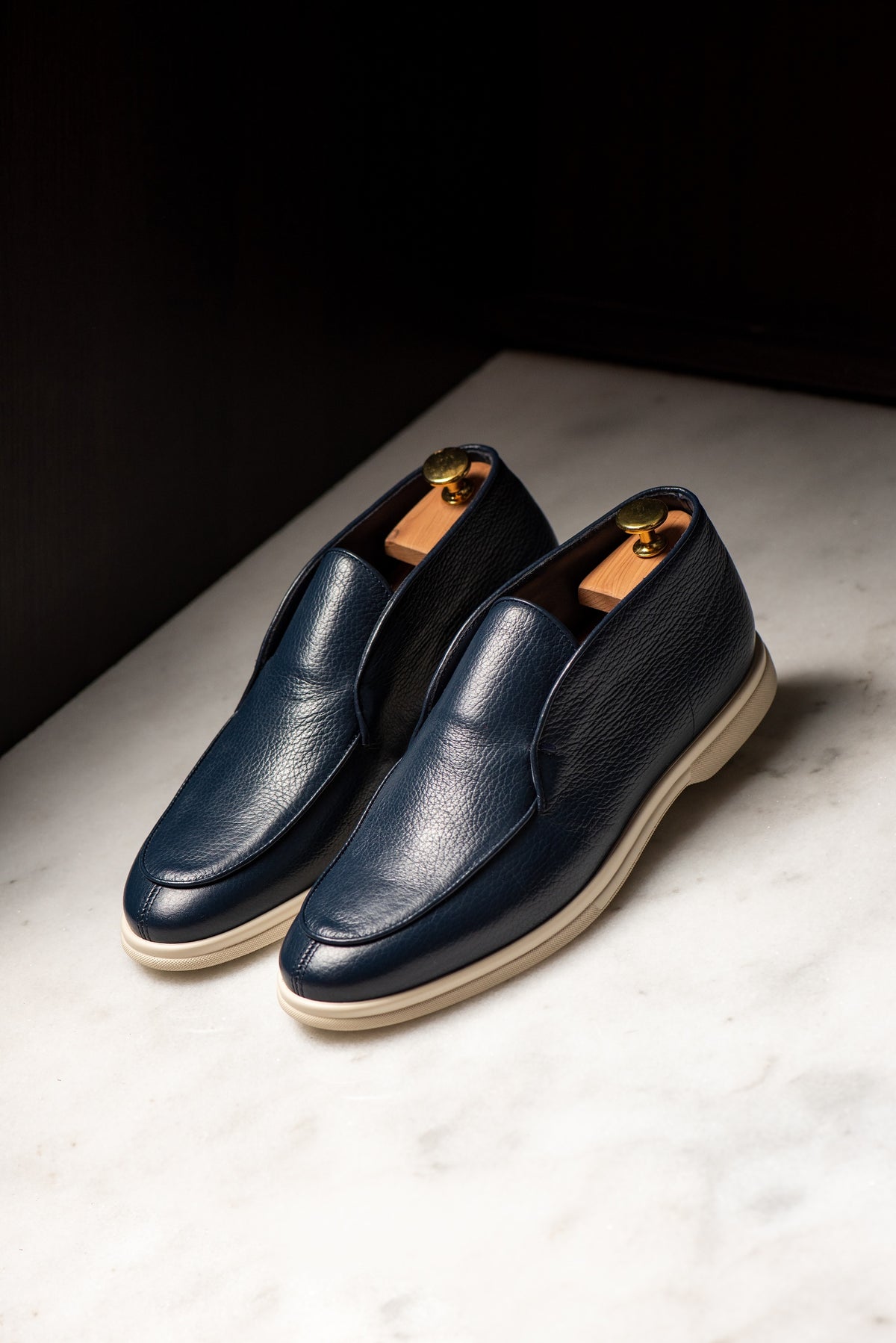 Consiglieri: navy mid-top loafers with a smooth finish